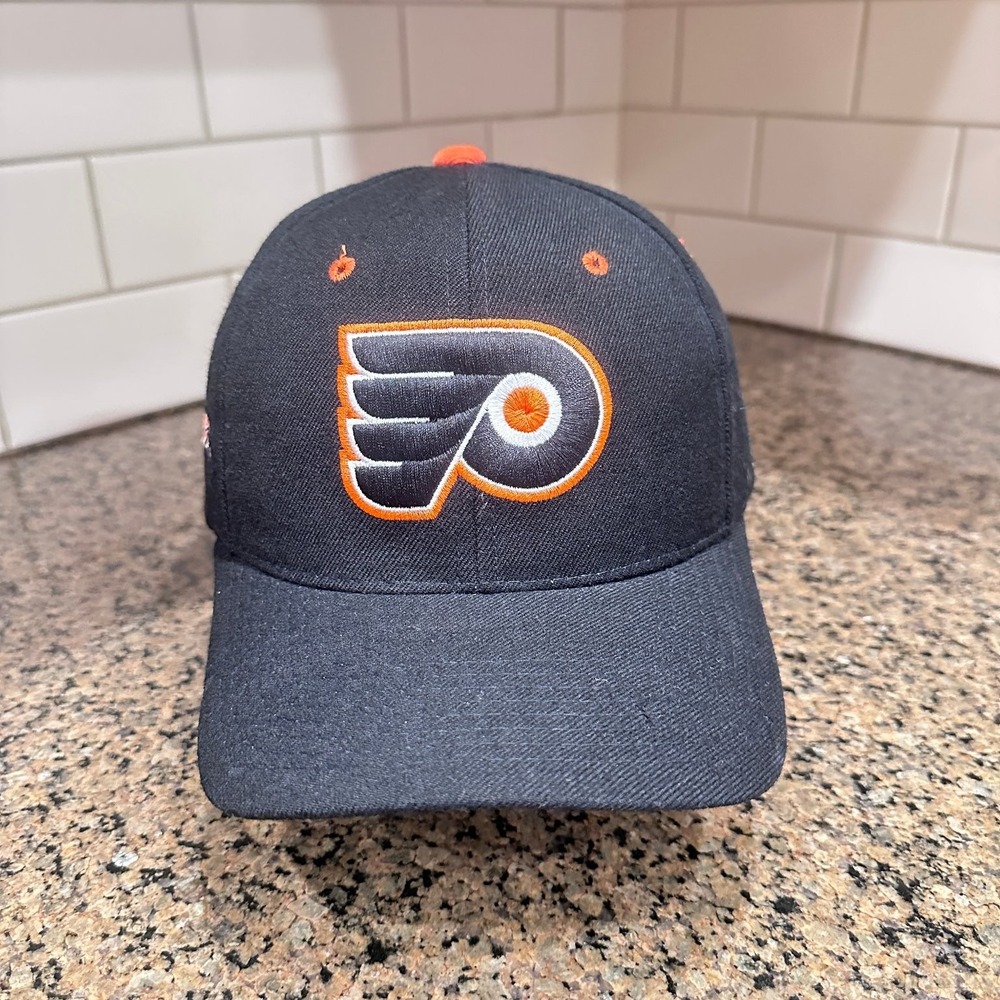 Philadelphia Flyers Zephyr Graf-X NHL Snapback Hat Snapback Black Orange Wool